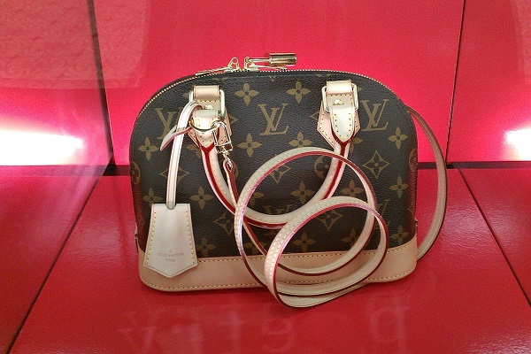 ルイヴィトンバッグ